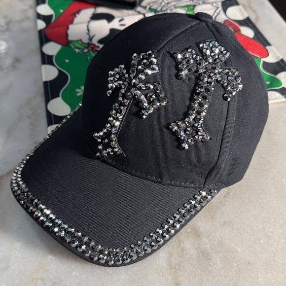 Accessories - Womens studded black hat